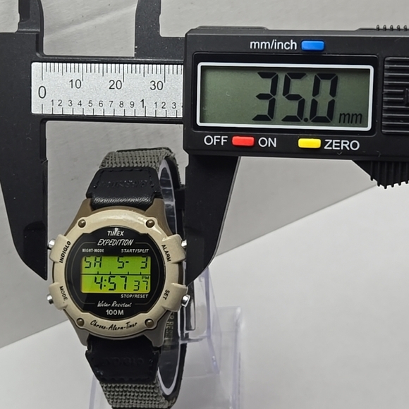 Womens Vintage 1999 Timex Expedition 35mm Digital Watch Khaki Green New Battery - Picture 4 of 12